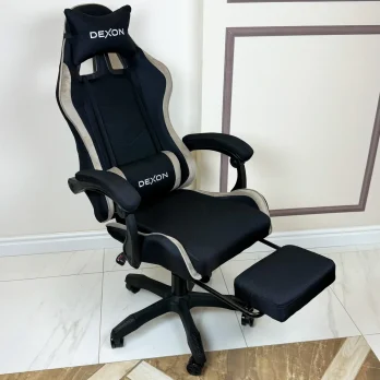 Геймерське ігрове крісло комп’ютерне DEXON ONYX з підставкою для ніг з тканини та велюру спортивне для пк розкладне Cofee
